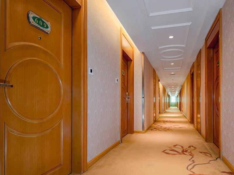 Vienna 3 Best Hotel Shenzhen Airong Road Buitenkant foto